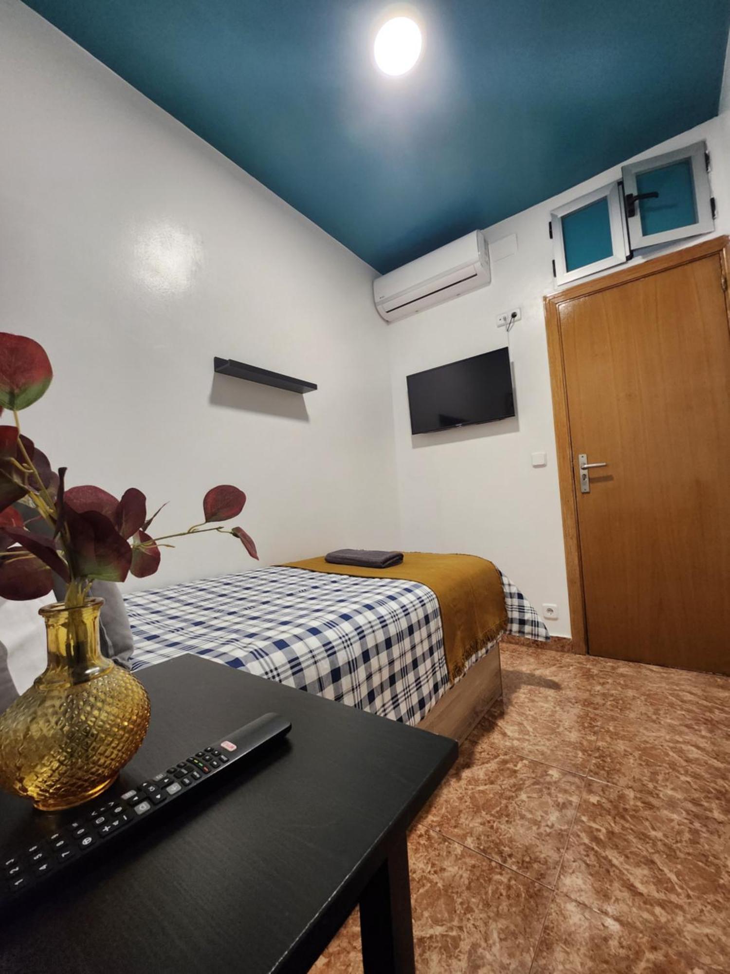 M-A Catrachos Rooms Madrid Exterior foto